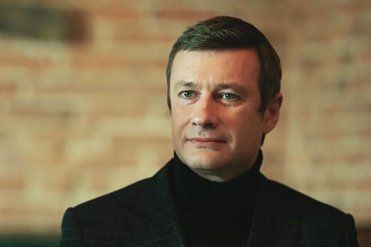 Read more about the article Любил фото. Коллеги задержанного за детское порно актера Колганова в шоке