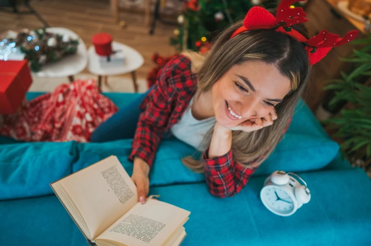 Read more about the article Чтение как суперсила. Книжные новинки станут лучшим подарком к Новому году